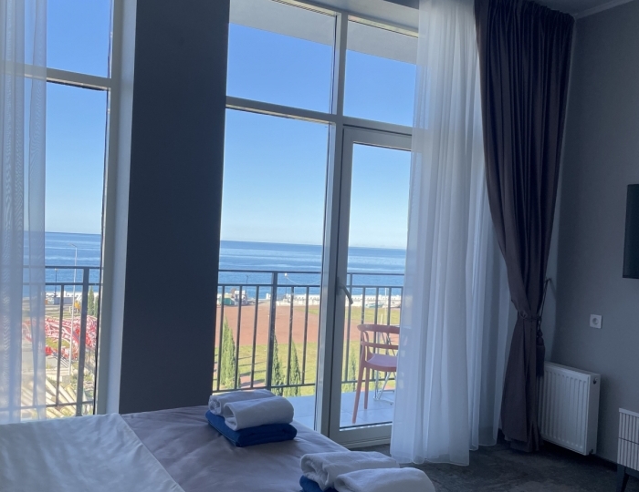 Люкс 2-местный 2-комнатный люкс - Отель Malibu / Малибу Гагра