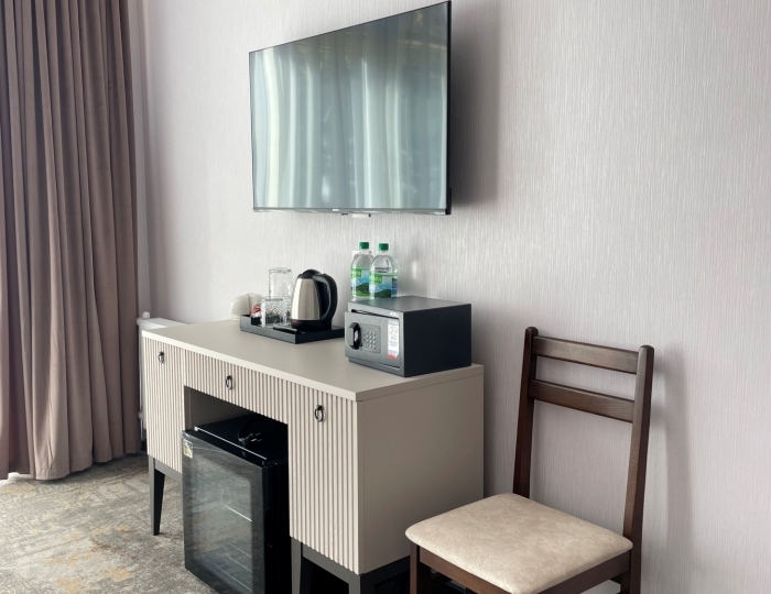 Семейный 4-местный 2-комнатный семейный (коннект) вид на горы - Отель Malibu / Малибу Гагра